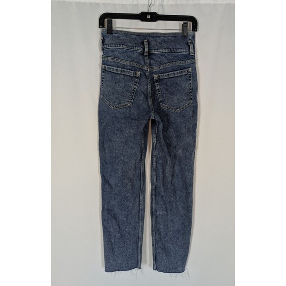 Hollister Jeans 3 Junior's Blue Acid Wash Ultra High Rise Mom Jean Raw Hems - Picture 4 of 7